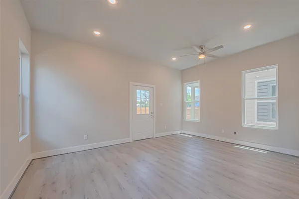 $1,995 | 2414 Sam Wilson Street, Houston, TX 77020