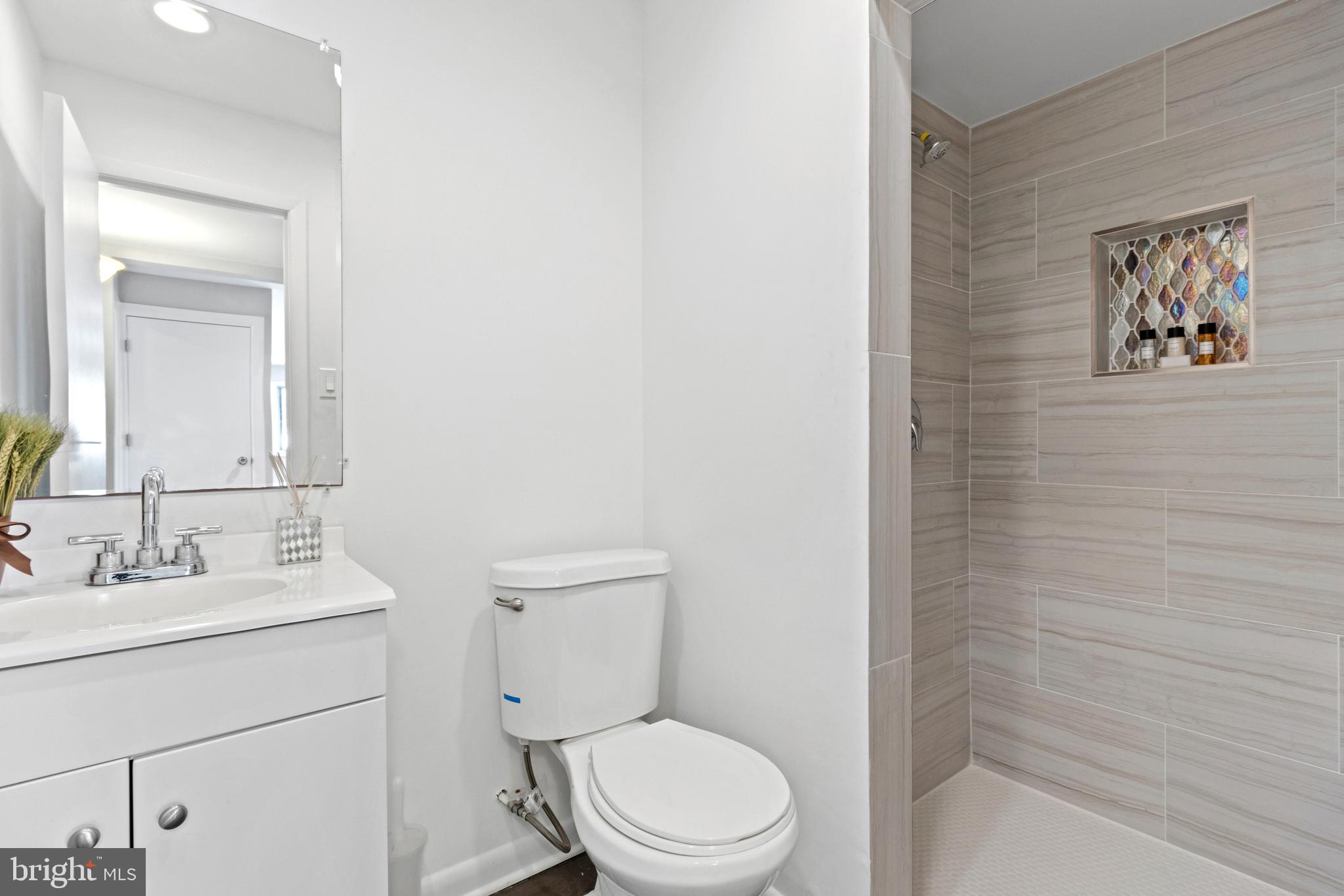 7516 Arden Road Cabin John, MD 20818 - Photo 17 of 41