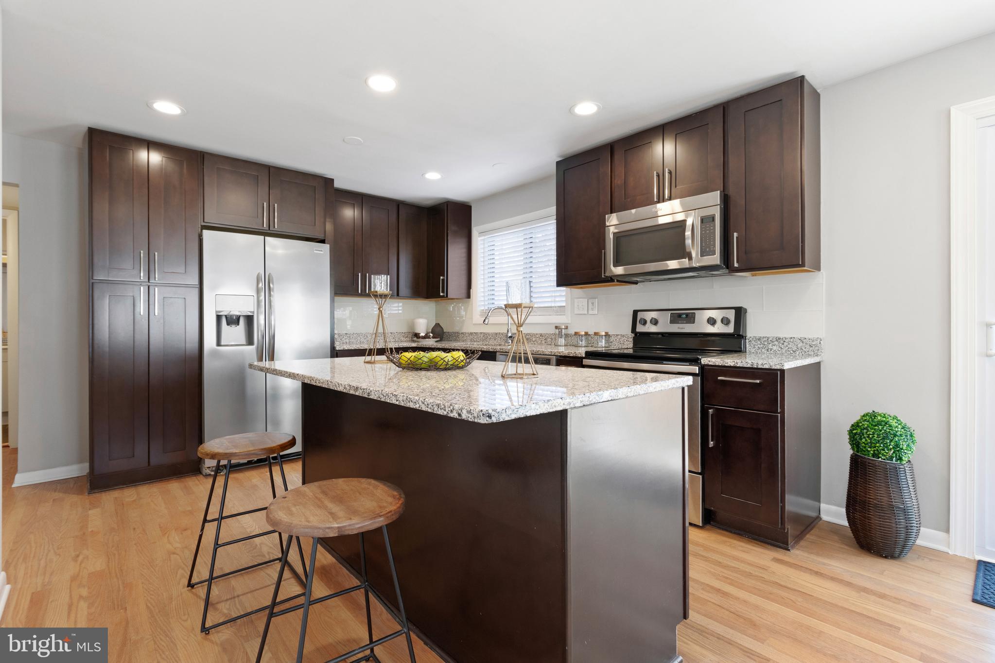 7516 Arden Road Cabin John, MD 20818 - Photo 8 of 41