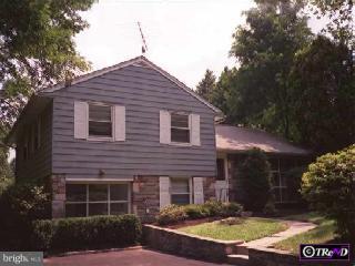 631 Susquehanna Road Huntingdon Valley, PA 19006 - Photo 1 of 1