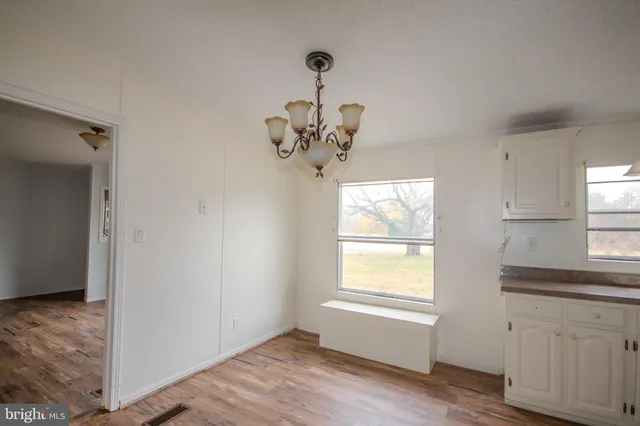 a front view of a window in a room