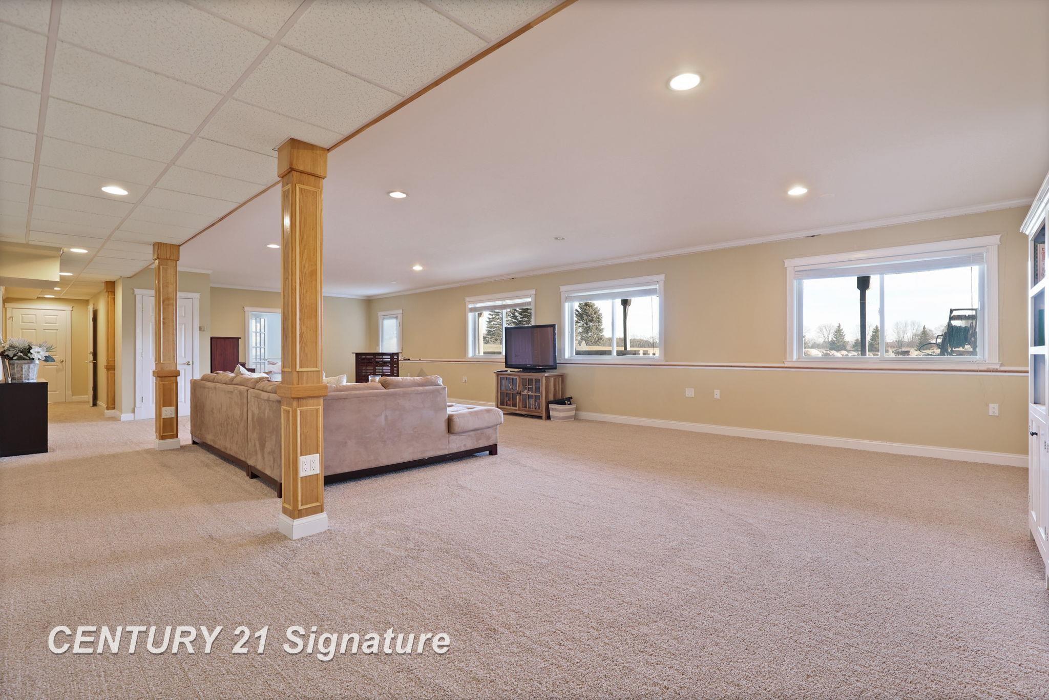 4050 Hackett Road Saginaw, MI 48603 - Photo 45 of 82 50197754-74fb739e-fa8b-4a17-9614-fa18db175038.JPG