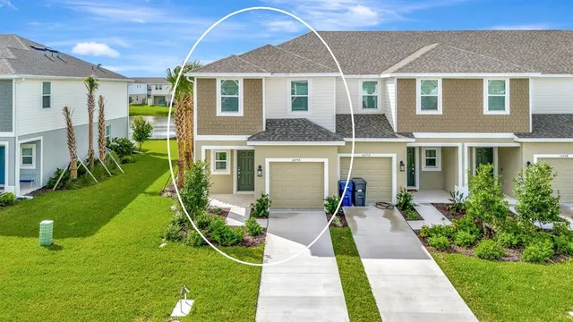 $2,350 | 16556 Bergamo Place, Lakewood Ranch, FL 34211