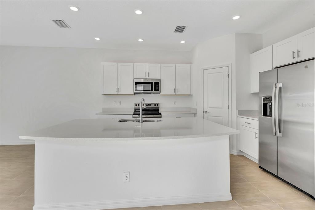 16556 Bergamo Place Lakewood Ranch, FL 34211 - Photo 13 of 39