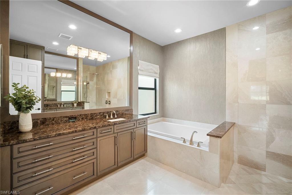 4450 Caldera Circle Naples, FL 34119 - Photo 13 of 49