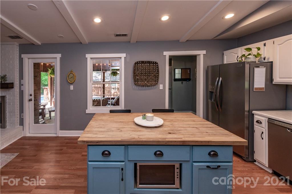 511 Morning Dale Road Matthews, NC 28105 - Photo 17 of 34 Gallery Image 17