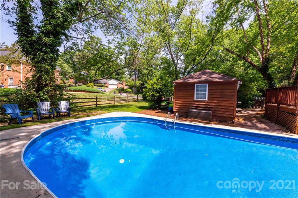 511 Morning Dale Road Matthews, NC 28105 - Photo 5 of 34 Gallery Image 5