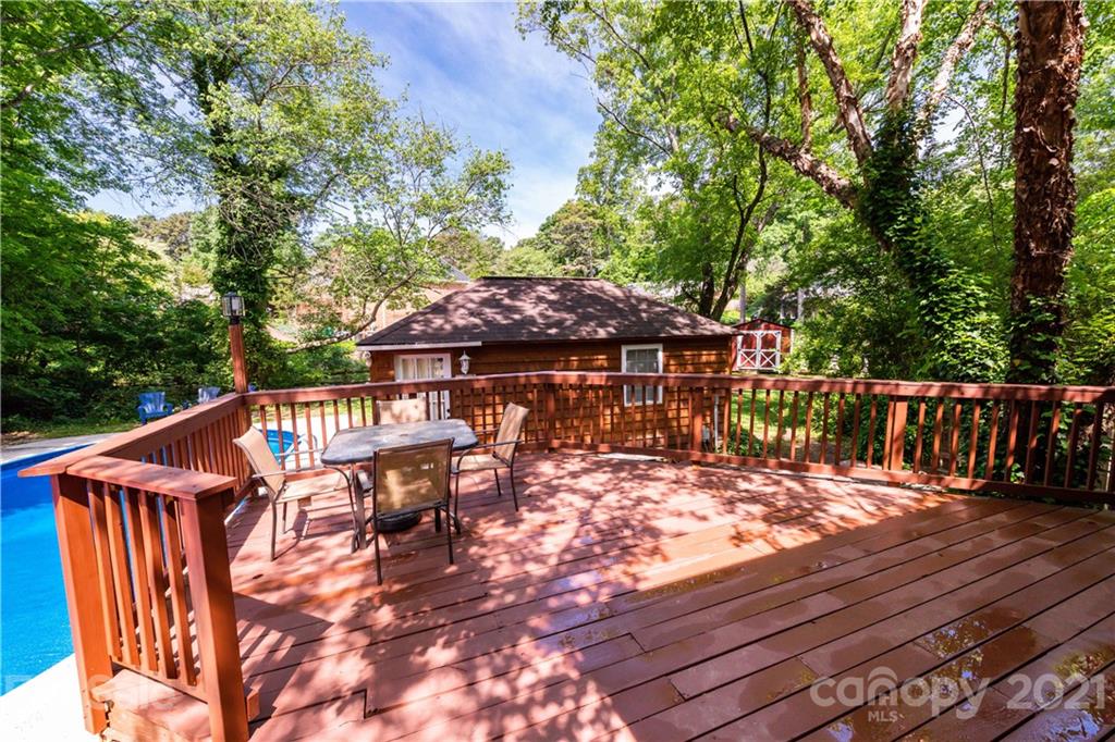 511 Morning Dale Road Matthews, NC 28105 - Photo 8 of 34 Gallery Image 8