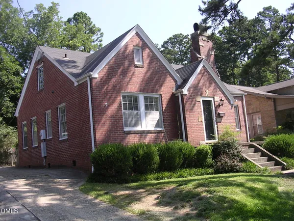 $1,950 | 1919 Alexander Road, Raleigh, NC 27608