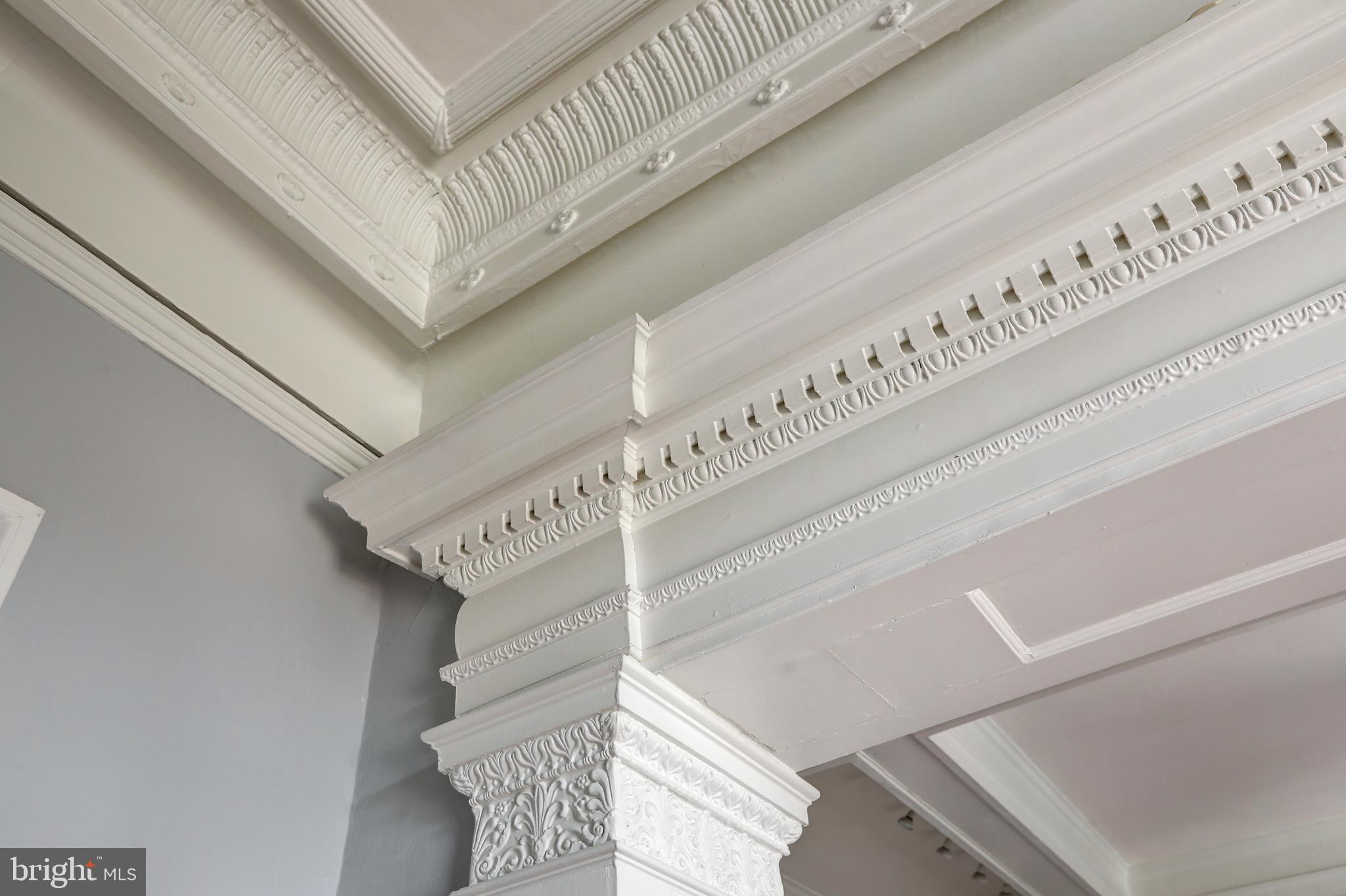 700 Washington Place, Unit 3B Baltimore, MD 21201 - Photo 17 of 43 a view of a hallway