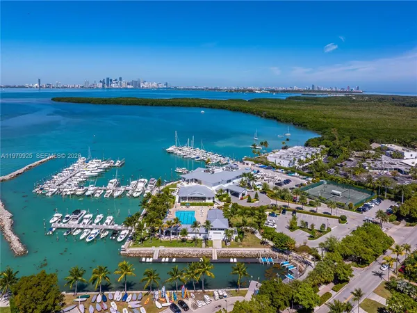 $16,500 | 781 Crandon Boulevard, Unit 804, Key Biscayne, FL 33149