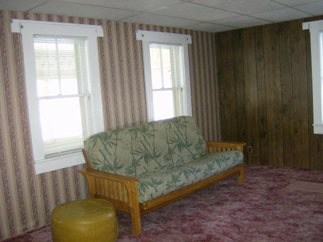 108 Cheshire Road Pittsfield, MA 01201 - Photo 6 of 11 Living Room