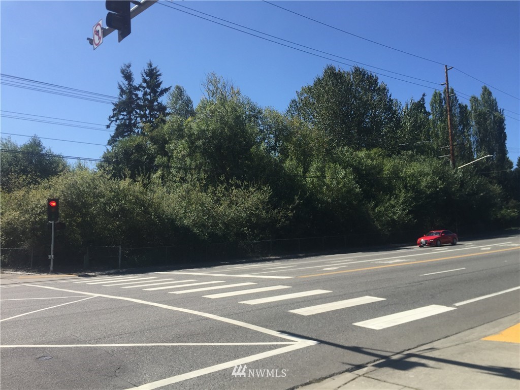 228-xx Bothell Everett Highway Bothell, WA 98021 - Photo 3 of 5