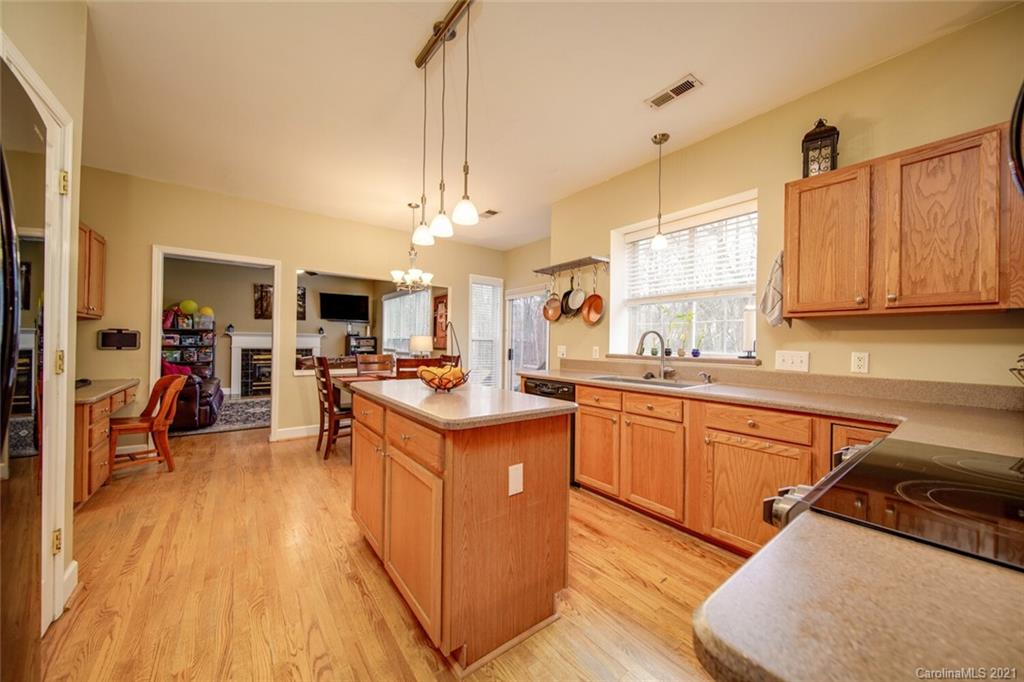 324 River Banks Road Matthews, NC 28105 - Photo 22 of 45 Gallery Image 22