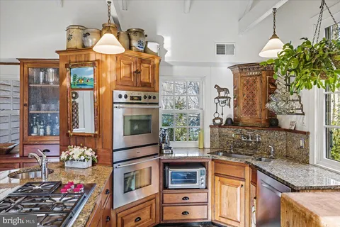 $1,995,000 | 6338 Old Carversville Road, Carversville, PA 18913