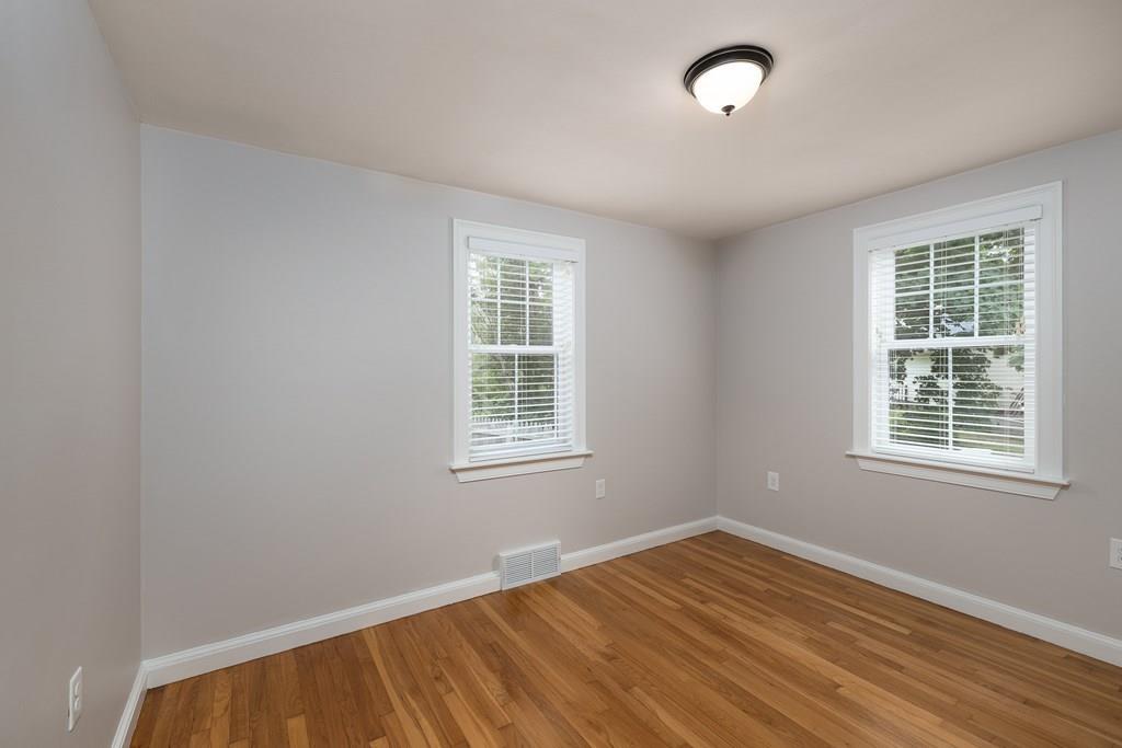 112 Lawson Road Scituate, MA 02066 - Photo 25 of 41 Gallery Image 25