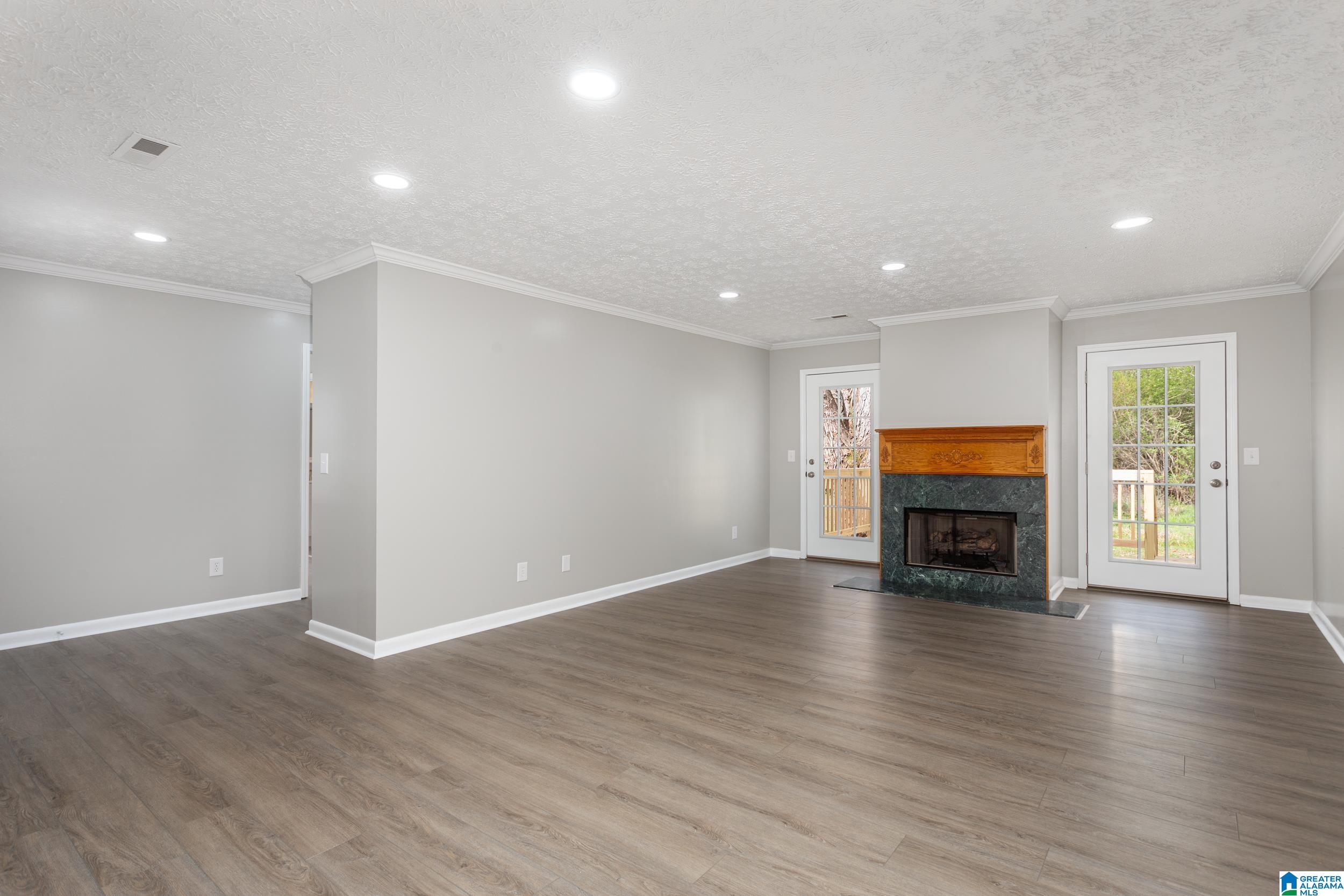 1042 Turner Road Anniston, AL 36201 - Photo 5 of 33