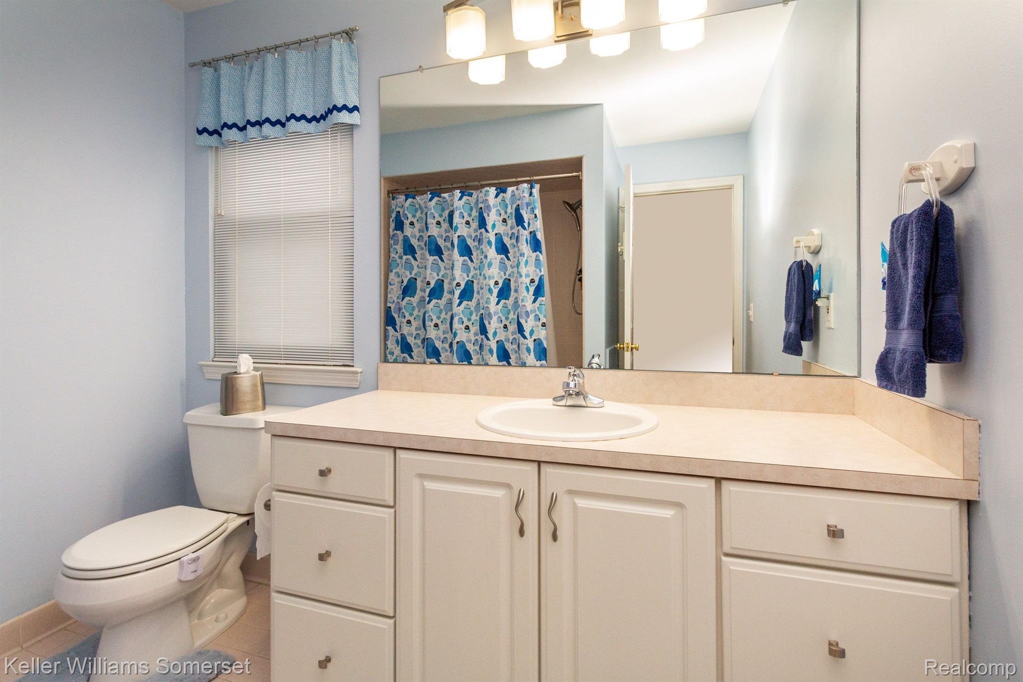 3137 Courtfield Drive Rochester, MI 48309 - Photo 43 of 60 Gallery Image 43