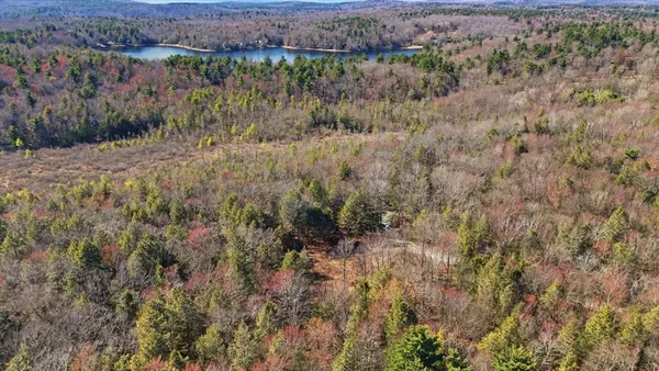 $60,000 | 23 South Village, Tolland, MA 01034