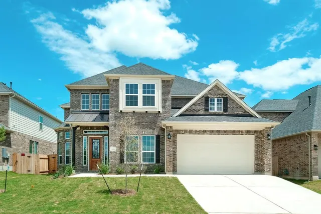 $667,947 | 650 Wild Pecan Loop, Buda, TX 78610
