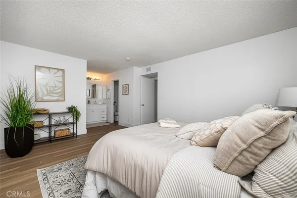 $925,000 | 4236 Larwin Avenue, Cypress, CA 90630