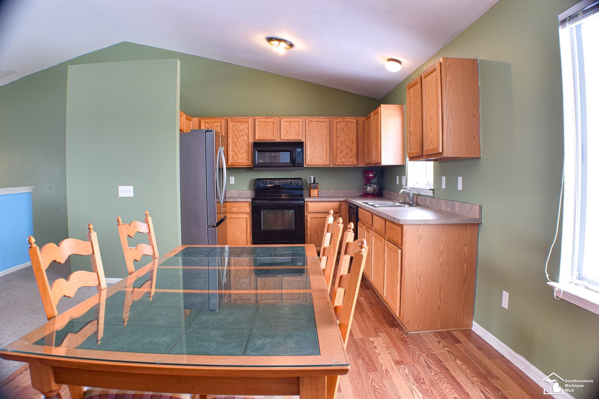232 Dundee Ridge Drive Dundee, MI 48131 - Photo 8 of 35