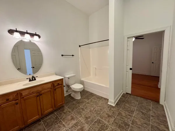 $1,225 | 1204 Broad Street, Unit 4, Augusta, GA 30901