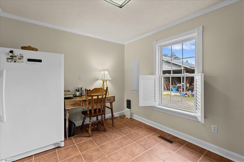 523 Round House Road Eden, NC 27288 - Photo 30 of 50