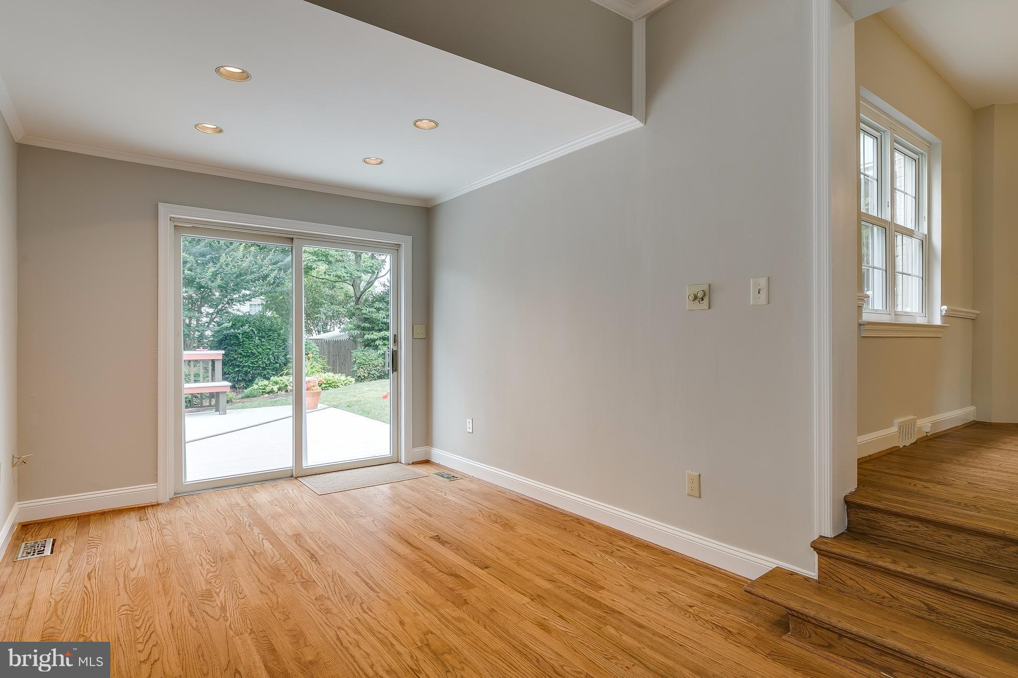 2404 Cameron Mills Road Alexandria, VA 22302 - Photo 13 of 26 Family Room