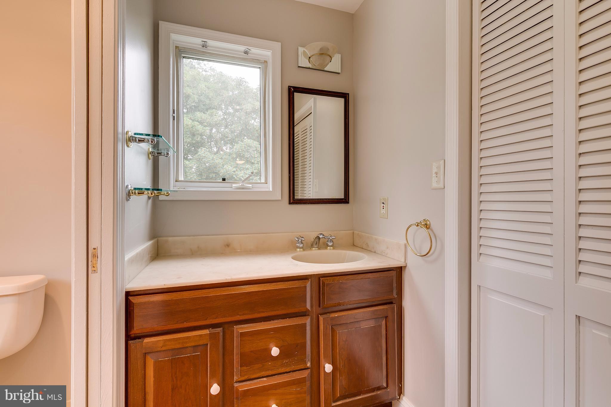 2404 Cameron Mills Road Alexandria, VA 22302 - Photo 20 of 26 Master Bath Room
