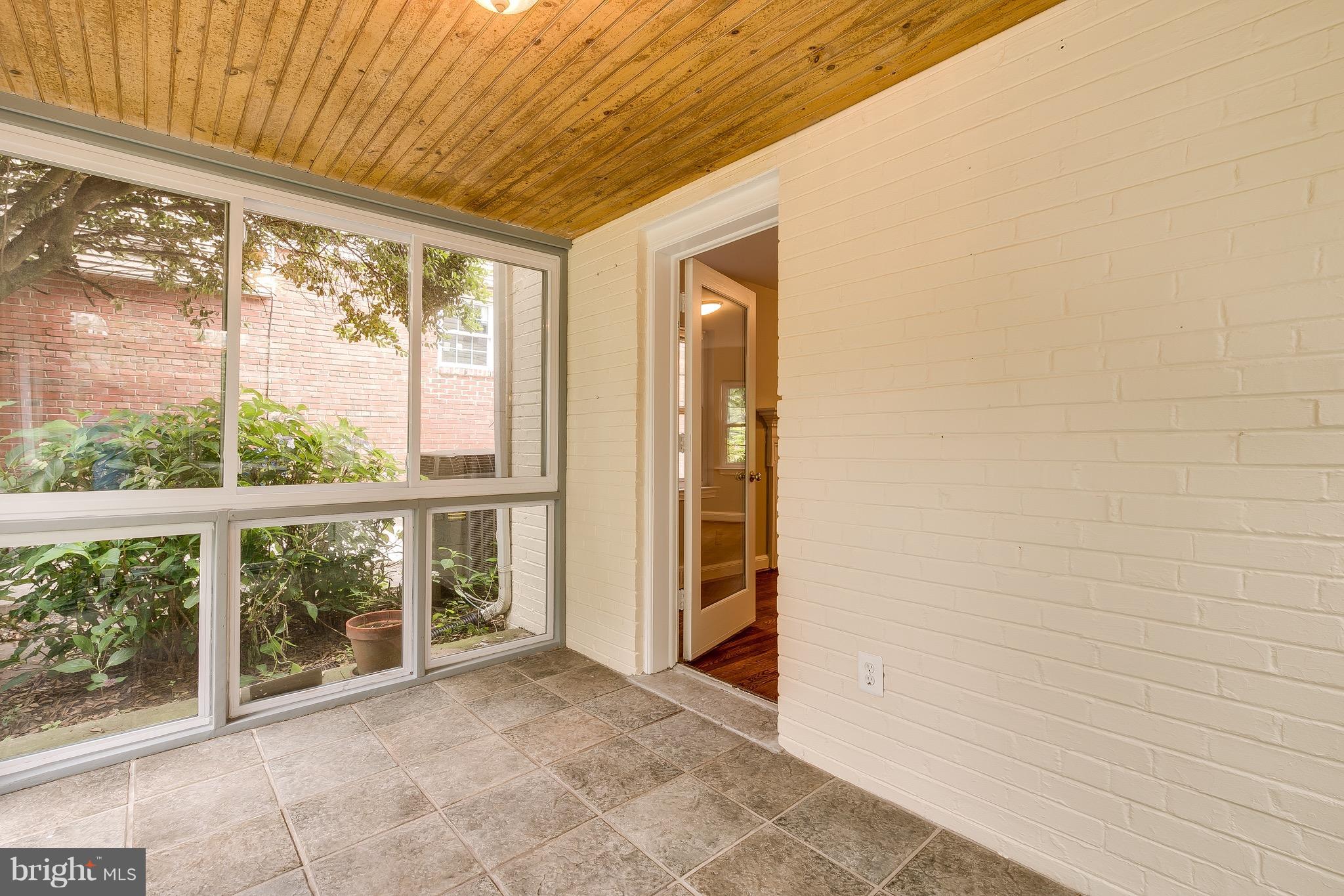 2404 Cameron Mills Road Alexandria, VA 22302 - Photo 24 of 26 Sunroom
