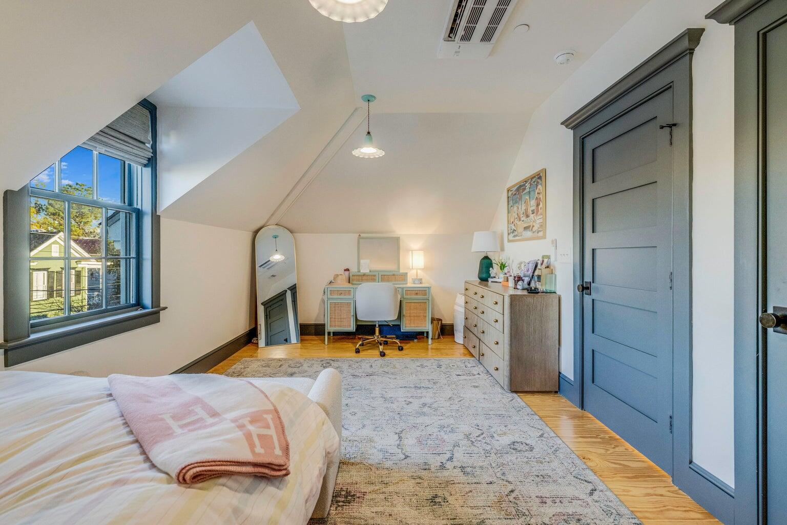 265 Coming Street, Unit A B Charleston, SC 29403 - Photo 22 of 28 3RD BEDROOM