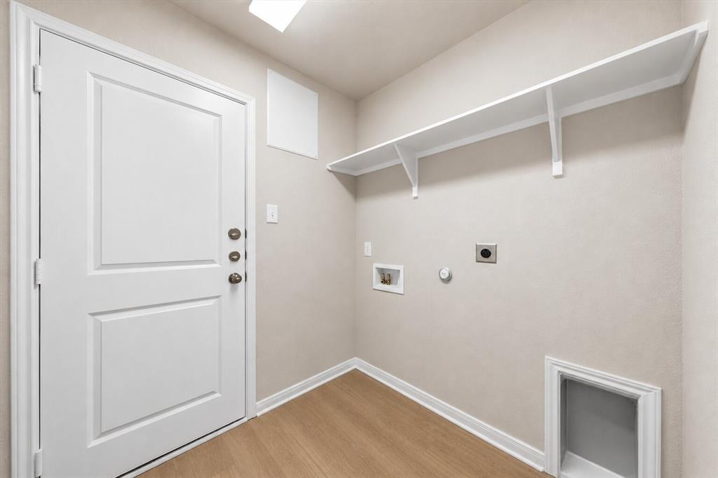 3213 Dottavio Road Lorena, TX 76655 - Photo 15 of 32 a view of an empty room