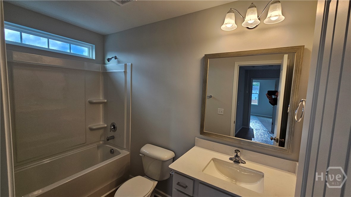 214 Hasty Point Road Savannah, GA 31407 - Photo 10 of 27 2nd Bathroom Upstairs
