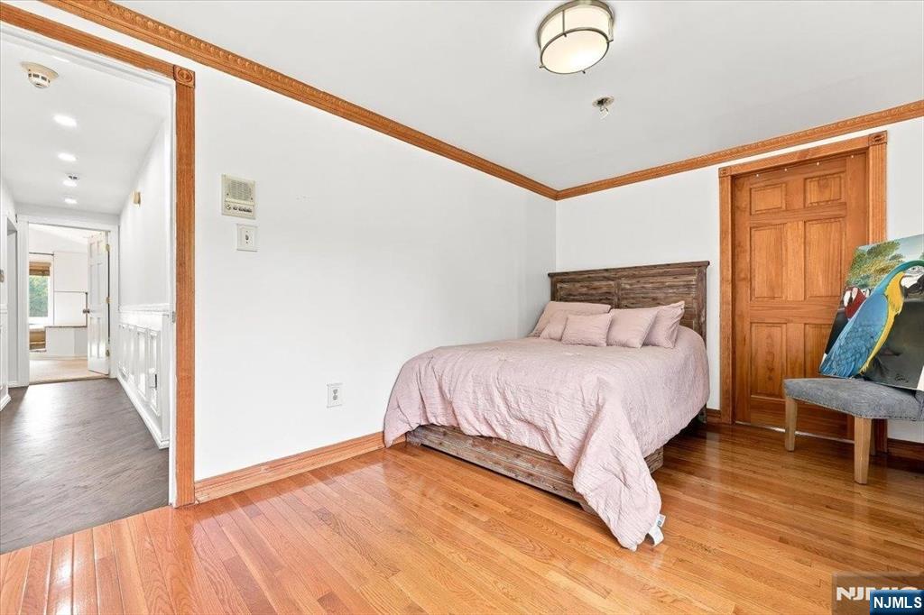 19 Hillside Road Manalapan, NJ 07726 - Photo 22 of 43 Gallery Image 22