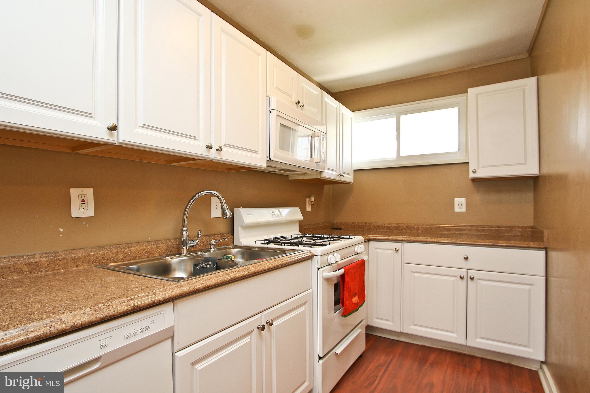 7901 Greenleaf Road Landover, MD 20785 - Photo 9 of 30 Kitchen