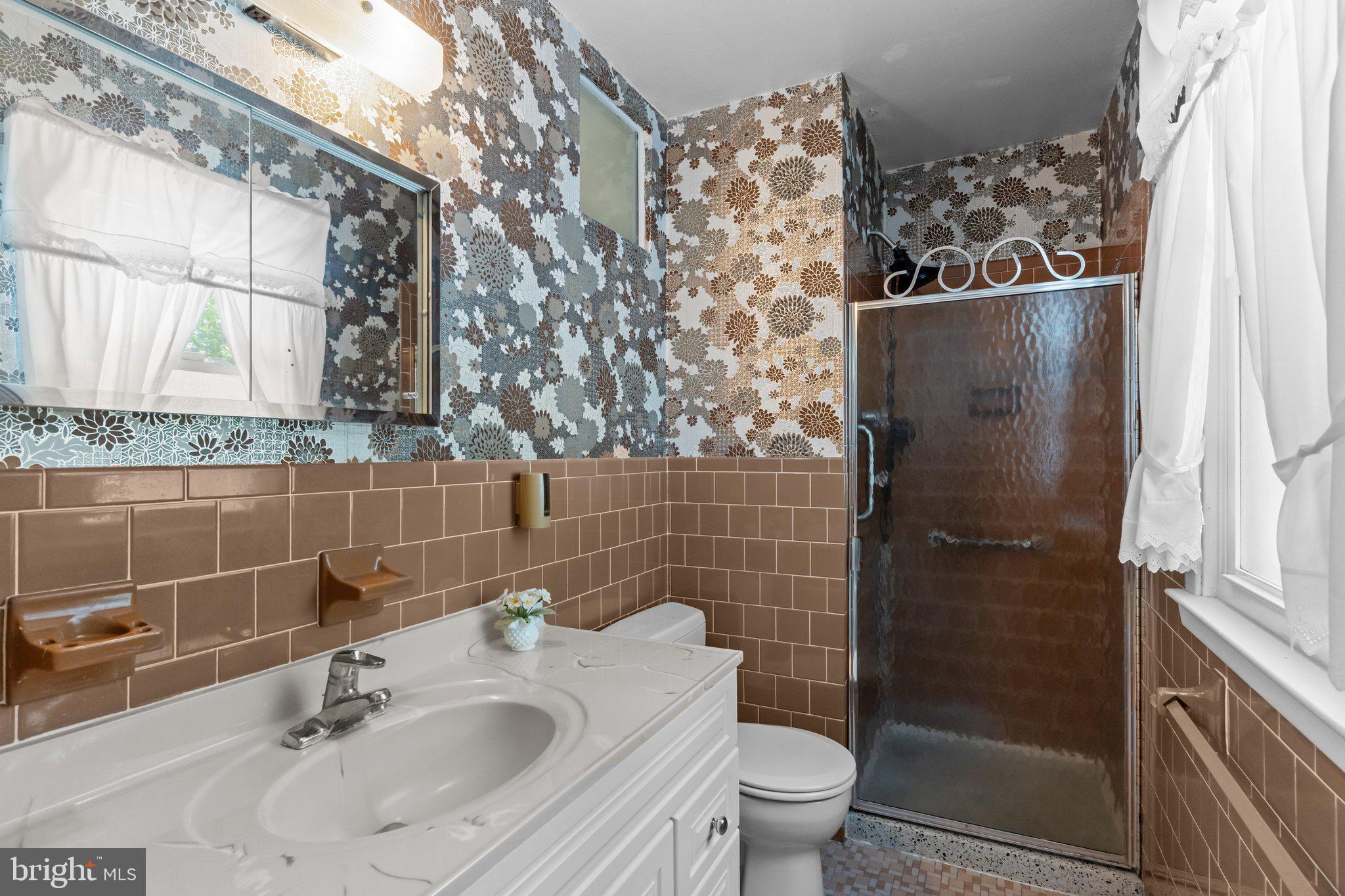 1644 Aidenn Lair Road Dresher, PA 19025 - Photo 19 of 38 Master Bath