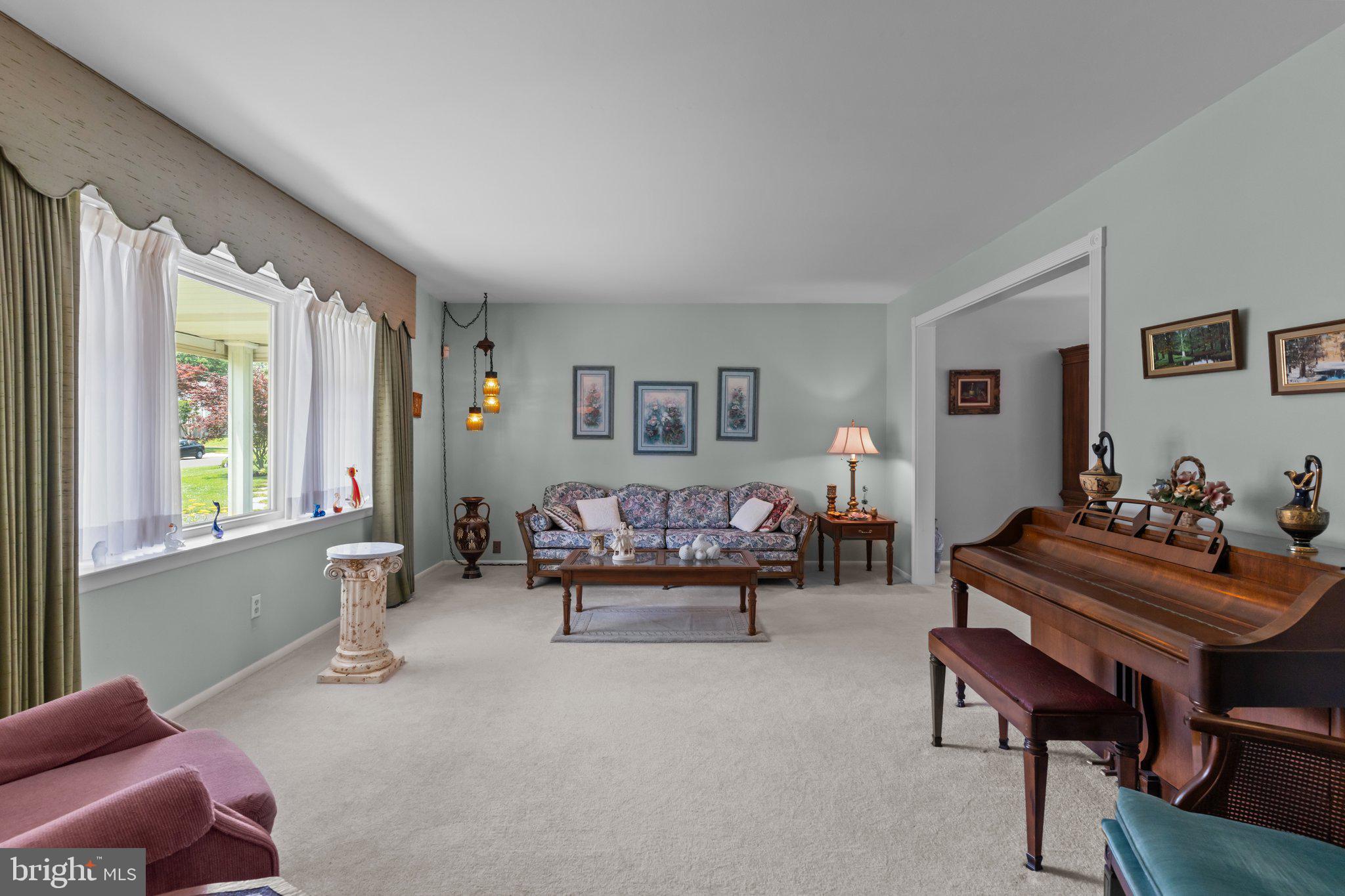 1644 Aidenn Lair Road Dresher, PA 19025 - Photo 5 of 38 Living Room