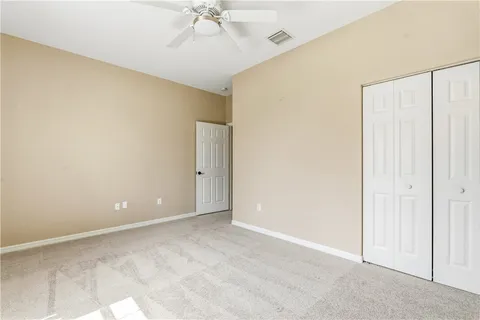 $295,000 | 6425 Oxford Circle, Unit 104D, Vero Beach, FL 32966