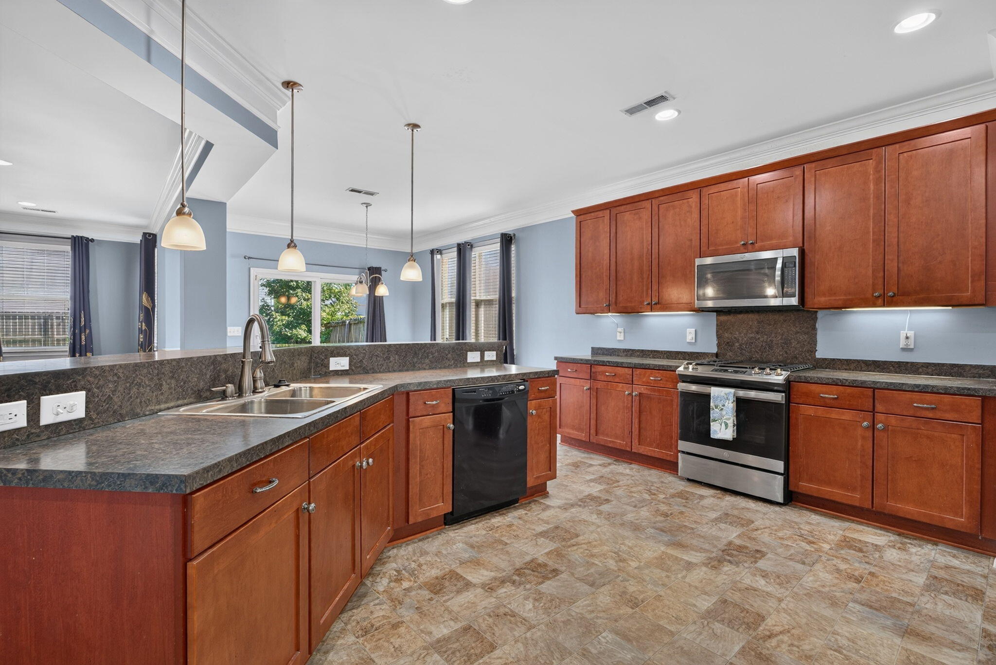 510 Rabbit Hill Road Summerville, SC 29483 - Photo 14 of 60 14-web-or-mls-_CCM9339
