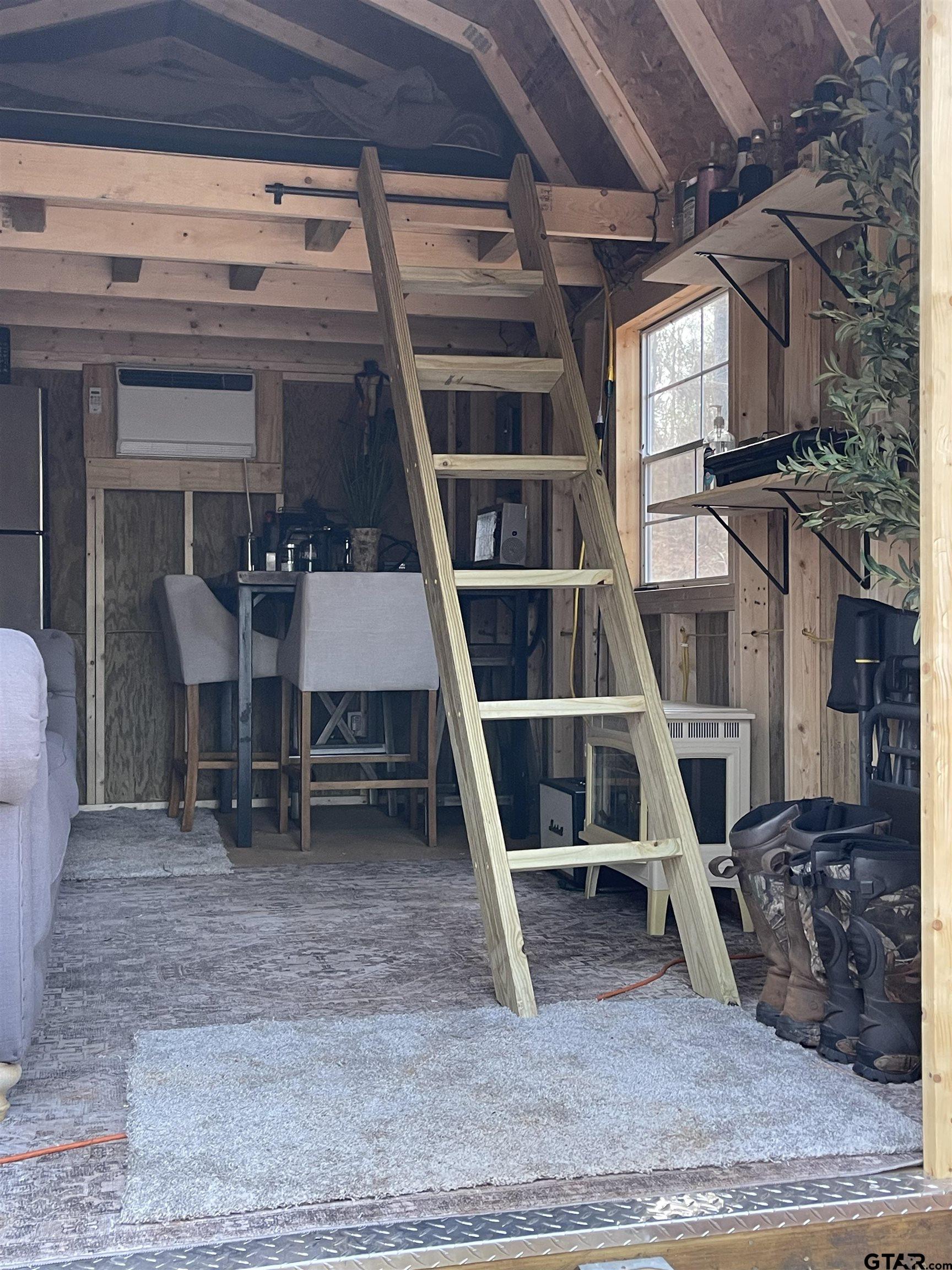 845 George Boulevard Rusk, TX 75785 - Photo 17 of 24 a view of entryway
