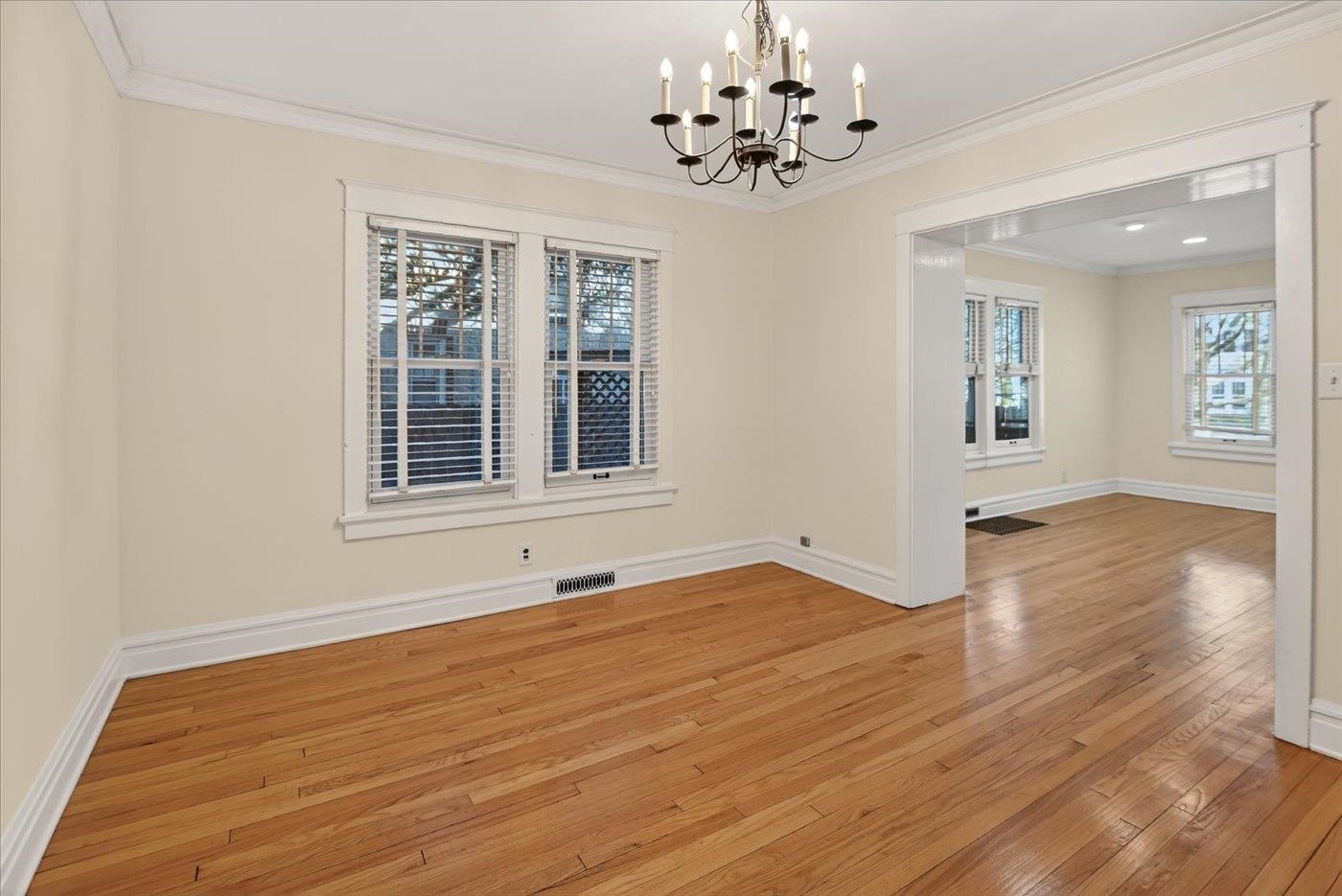 2641 Chamberlain Avenue Madison, WI 53705 - Photo 11 of 52