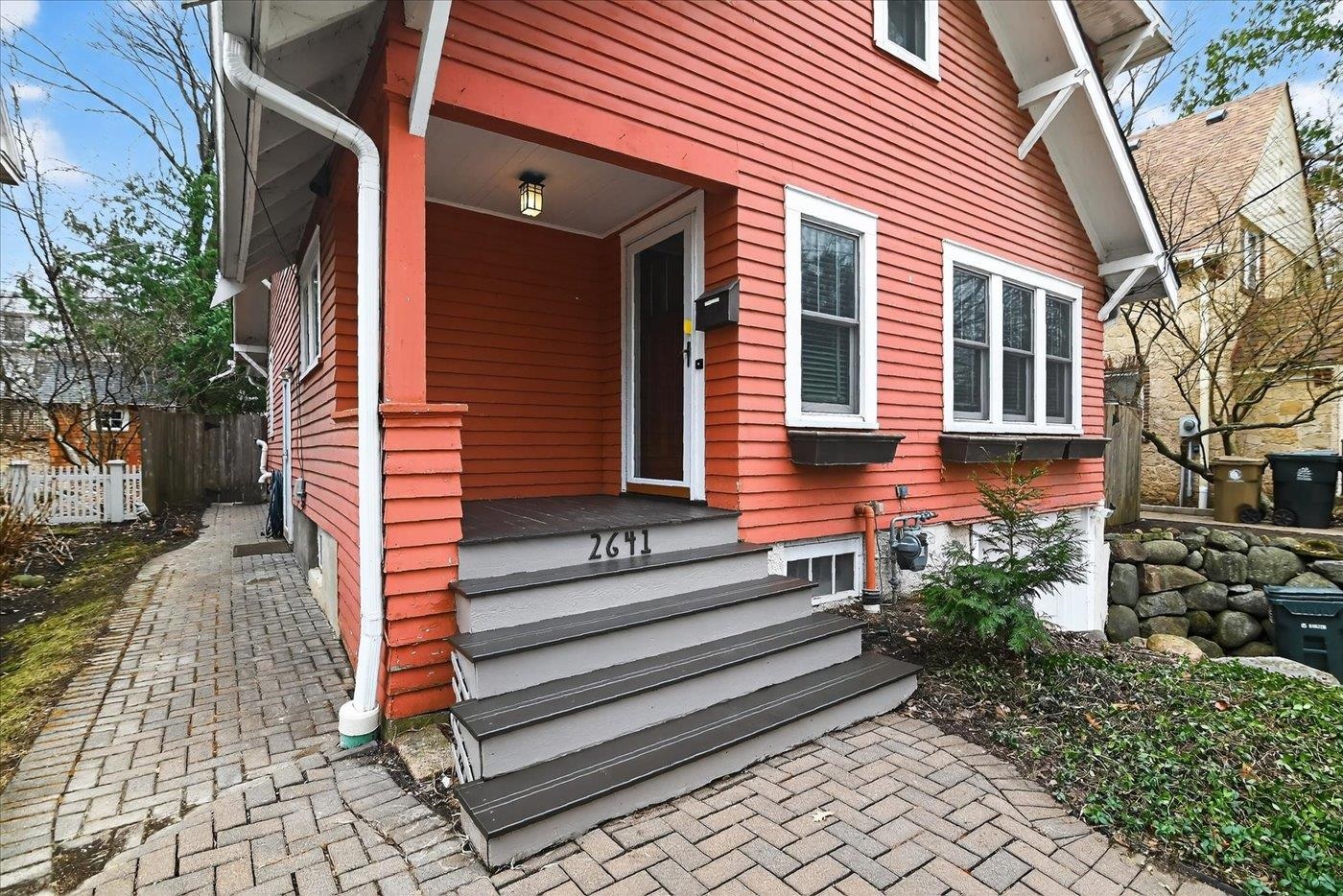 2641 Chamberlain Avenue Madison, WI 53705 - Photo 2 of 53