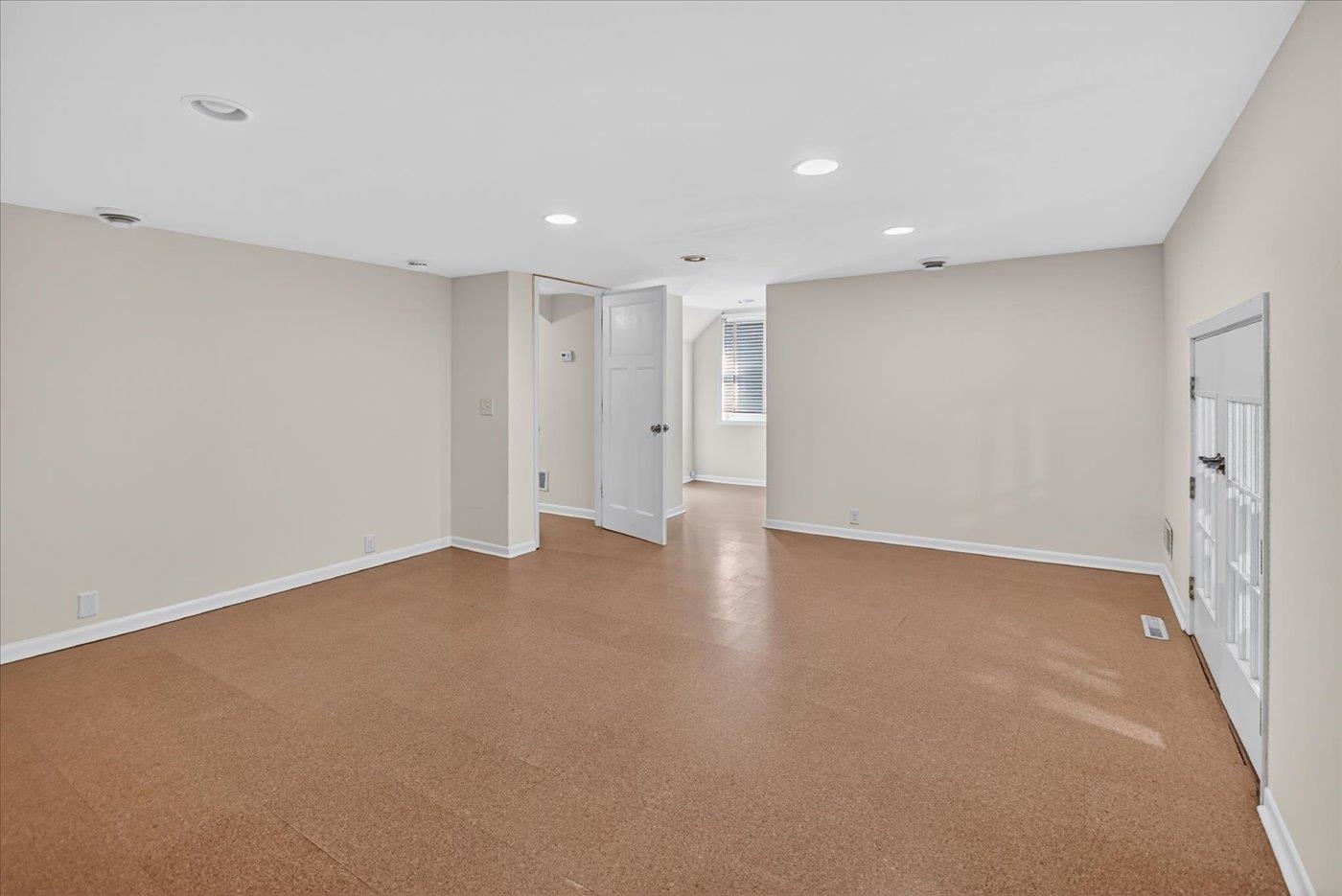 2641 Chamberlain Avenue Madison, WI 53705 - Photo 22 of 52