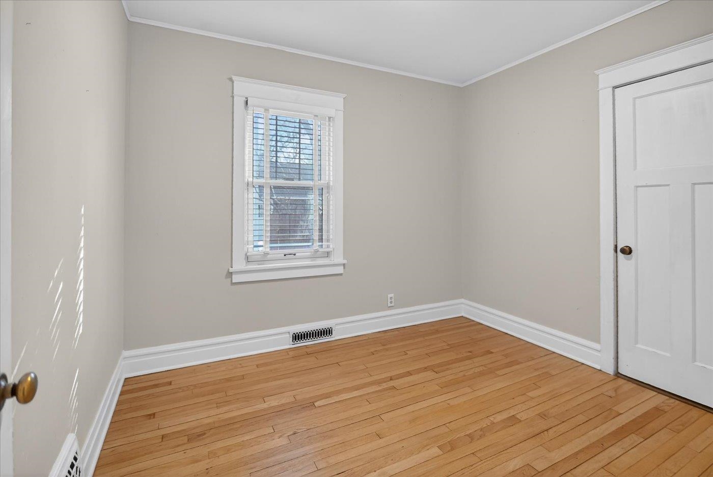 2641 Chamberlain Avenue Madison, WI 53705 - Photo 28 of 52