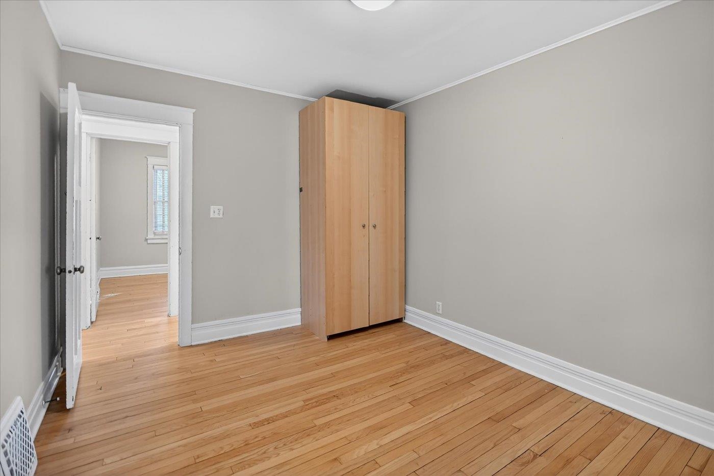 2641 Chamberlain Avenue Madison, WI 53705 - Photo 31 of 53