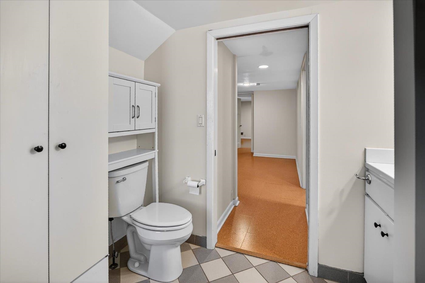 2641 Chamberlain Avenue Madison, WI 53705 - Photo 36 of 53