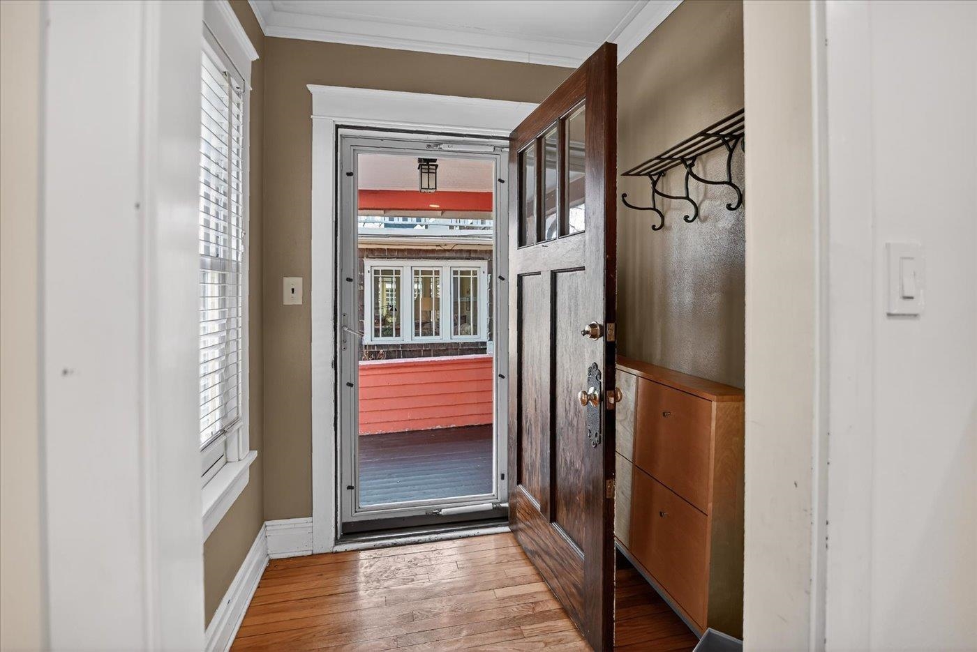 2641 Chamberlain Avenue Madison, WI 53705 - Photo 6 of 53