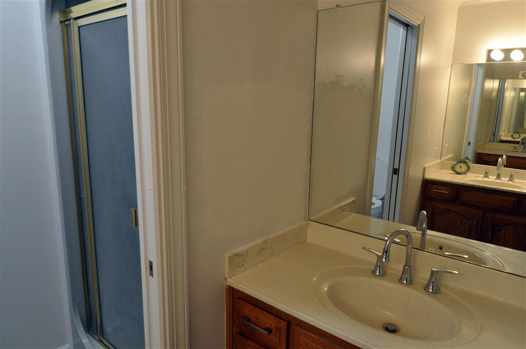 415 Old Spring Road Danville, VA 24540 - Photo 20 of 30 187207masterbath_187207_S