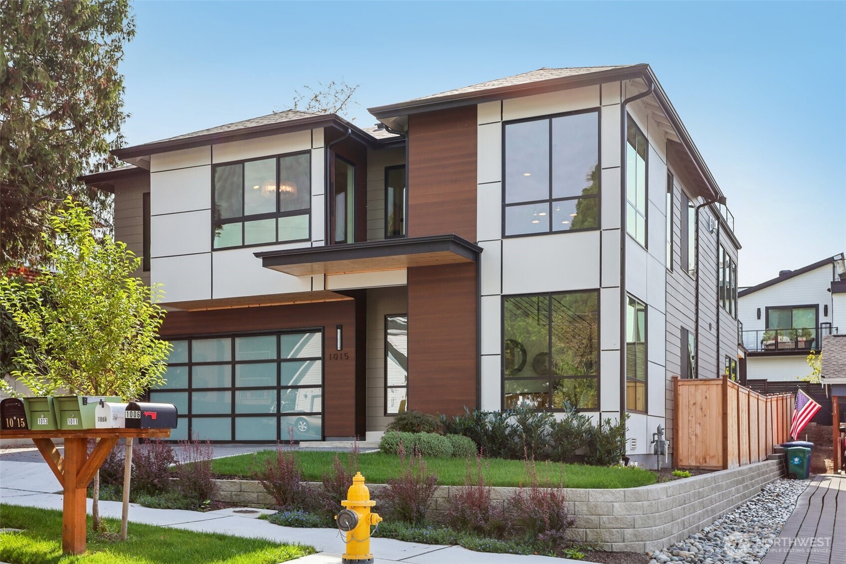 1015 North 35th Street Renton, WA 98056 - Photo 2 of 39 Gallery Image 2